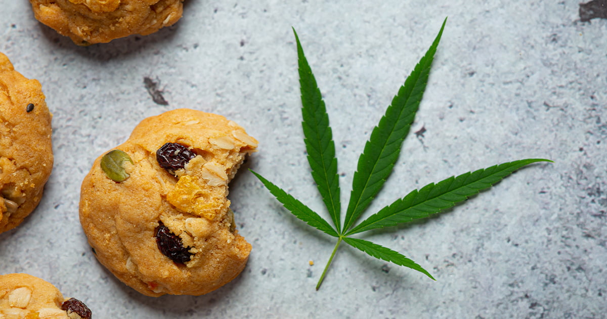 Edibles to potoczne określenie na żywność lub napoje zawierające składniki psychoaktywne, takie jak THC (tetrahydrokannabinol) lub CBD (kannabidiol), pochodzące z konopi.